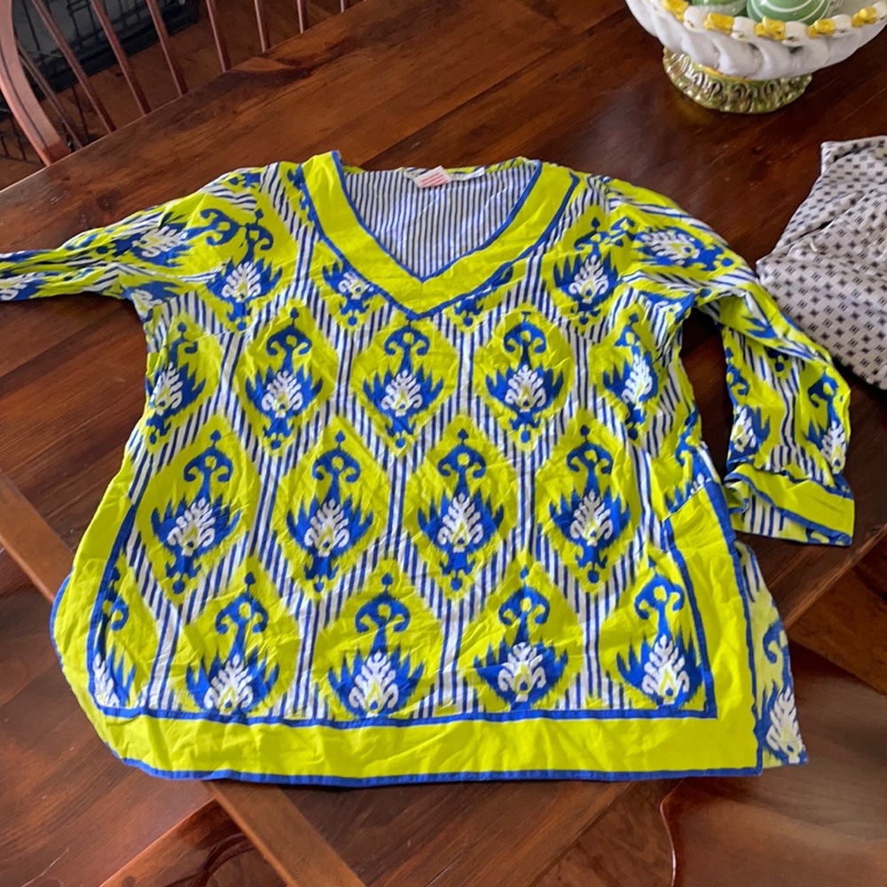 Gretchen Scott tunic lightweight material